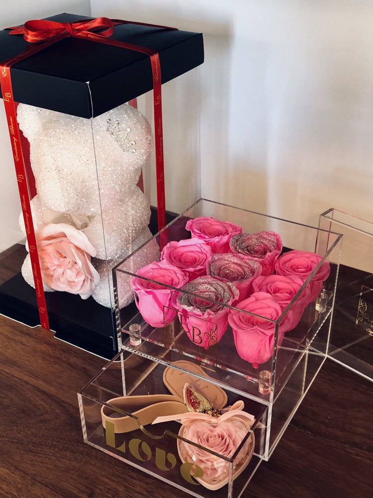 V Everlasting Pink Roses II Gift Pack.