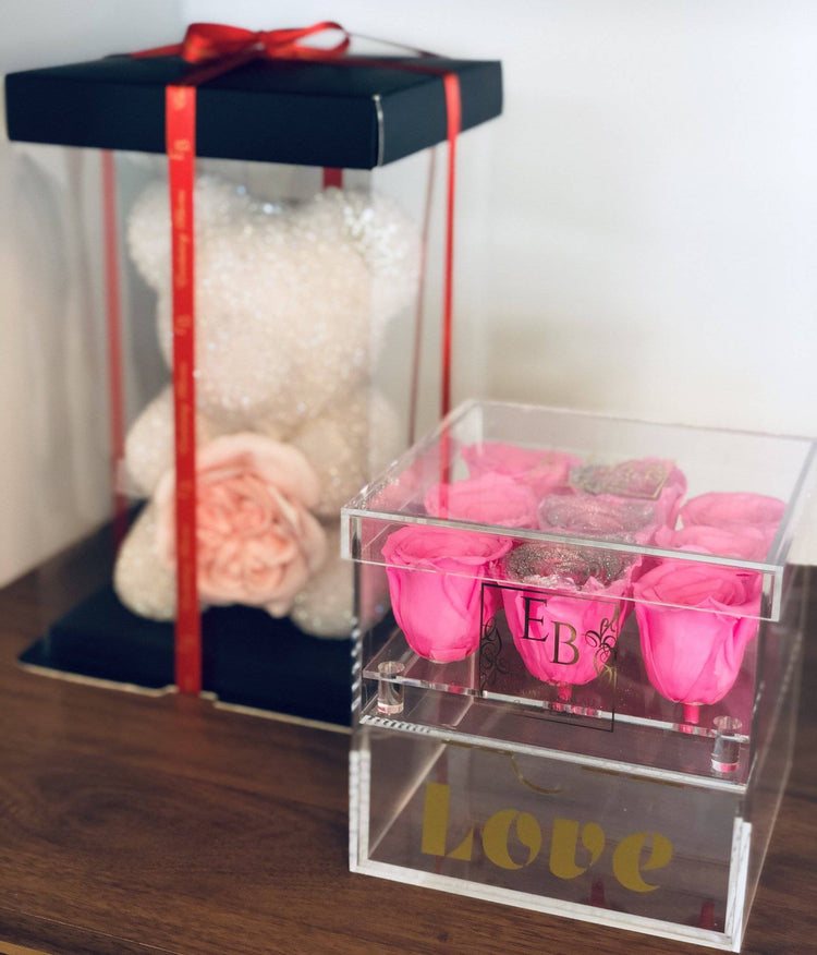 V Everlasting Pink Roses II Gift Pack.