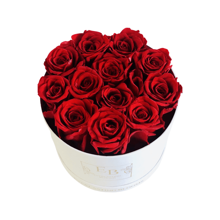 The Classic Round Rose Box - Red.